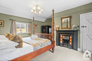 Photo 13- click for photo gallery